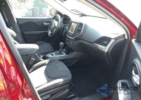 2017 Jeep Cherokee Latitude 4X4 from USA, damaged, VIN 1C4PJMCS4HW563755